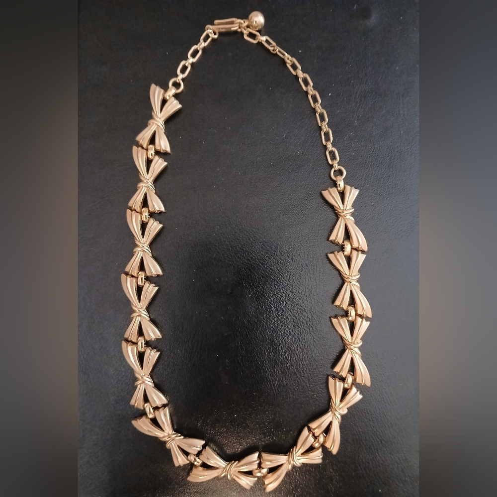 Trifari Gold Bow Necklace